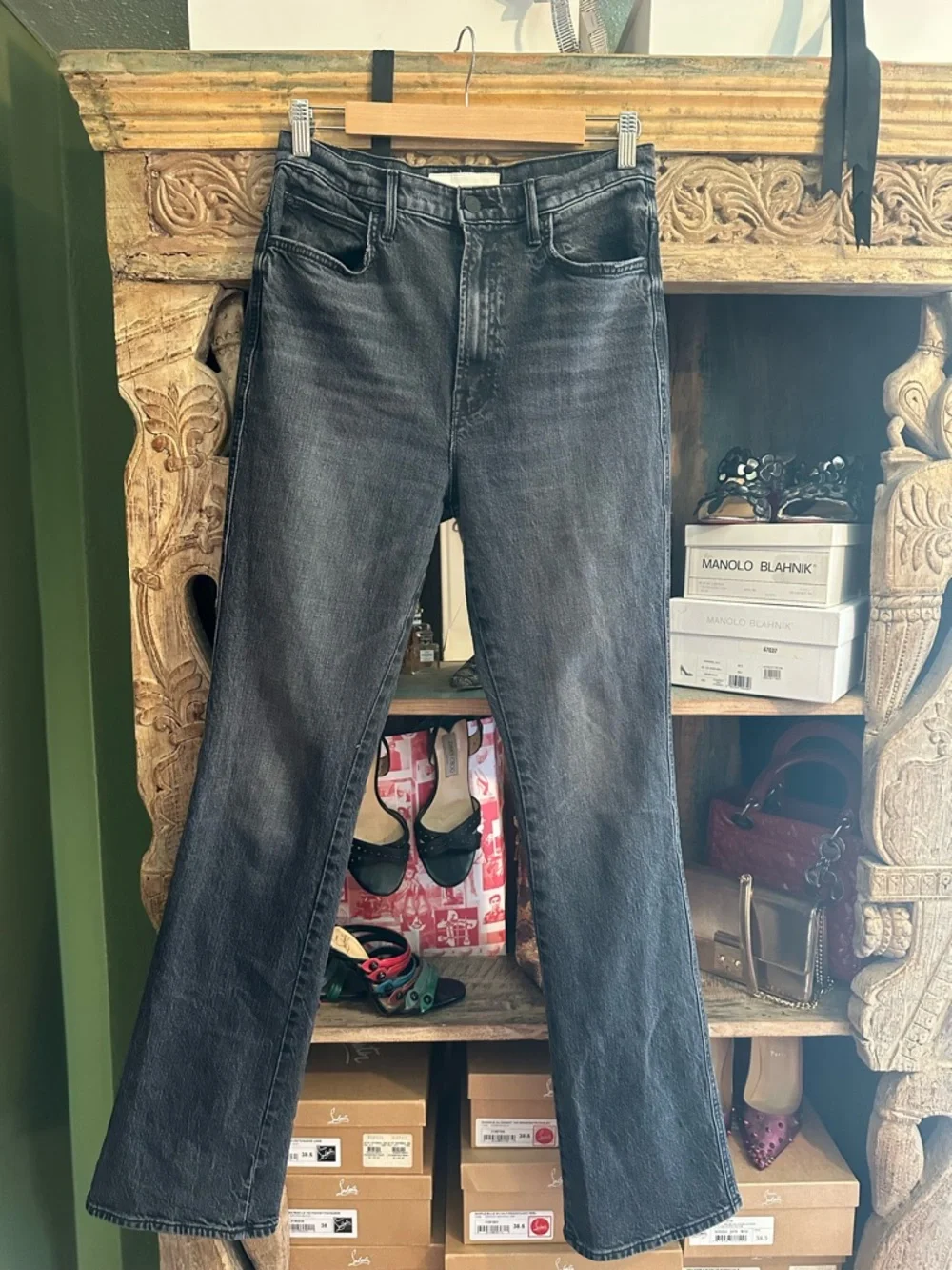 Consigning 9/19 MOTHER SUPERIOR Smokin' Double Heel Flare Jeans On The Fly